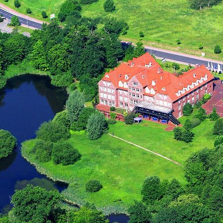Park Hotel Fasanerie Нойштрелиц Экстерьер фото